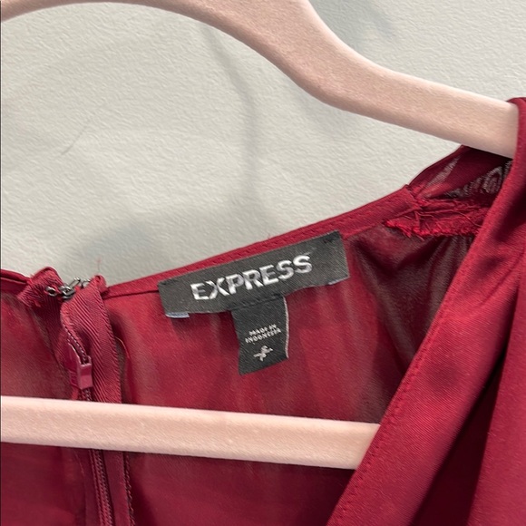 Express Elegant Burgundy Wrap Dress Size S - Picture 2 of 10